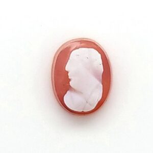 Cameo Shell 0.66 Carats