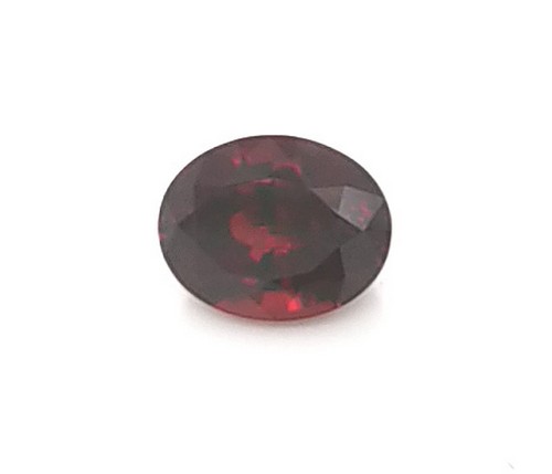 Pyrope OV 3.55 Carats.