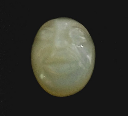 Moonstone carved moonface 8.13 Carats.