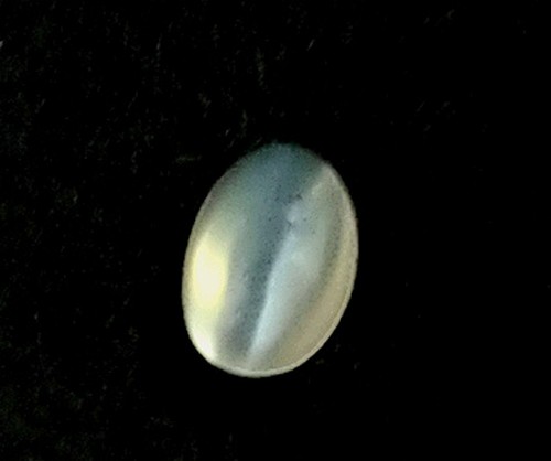 Moonstone cateye 0.61 Carats.