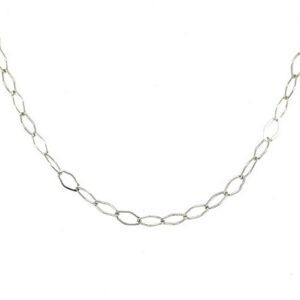 A Ten Carrot White Gold Loop Link Chain