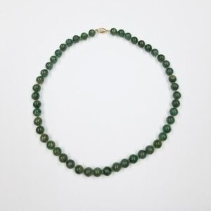 Nephrite Jade necklace in green color beads